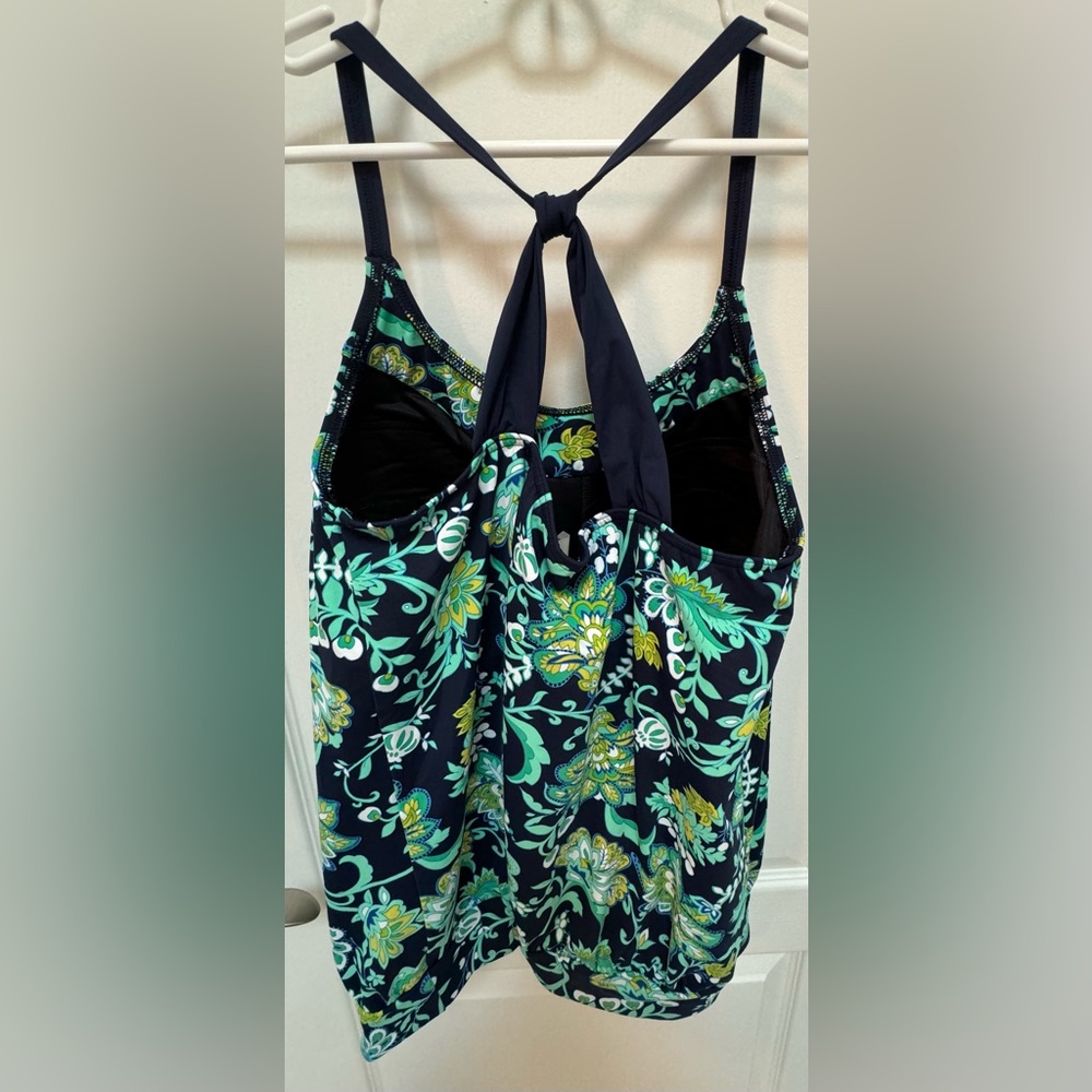 Land’s End Tankini Top, Size 12, Navy with floral print - Picture 9 of 11